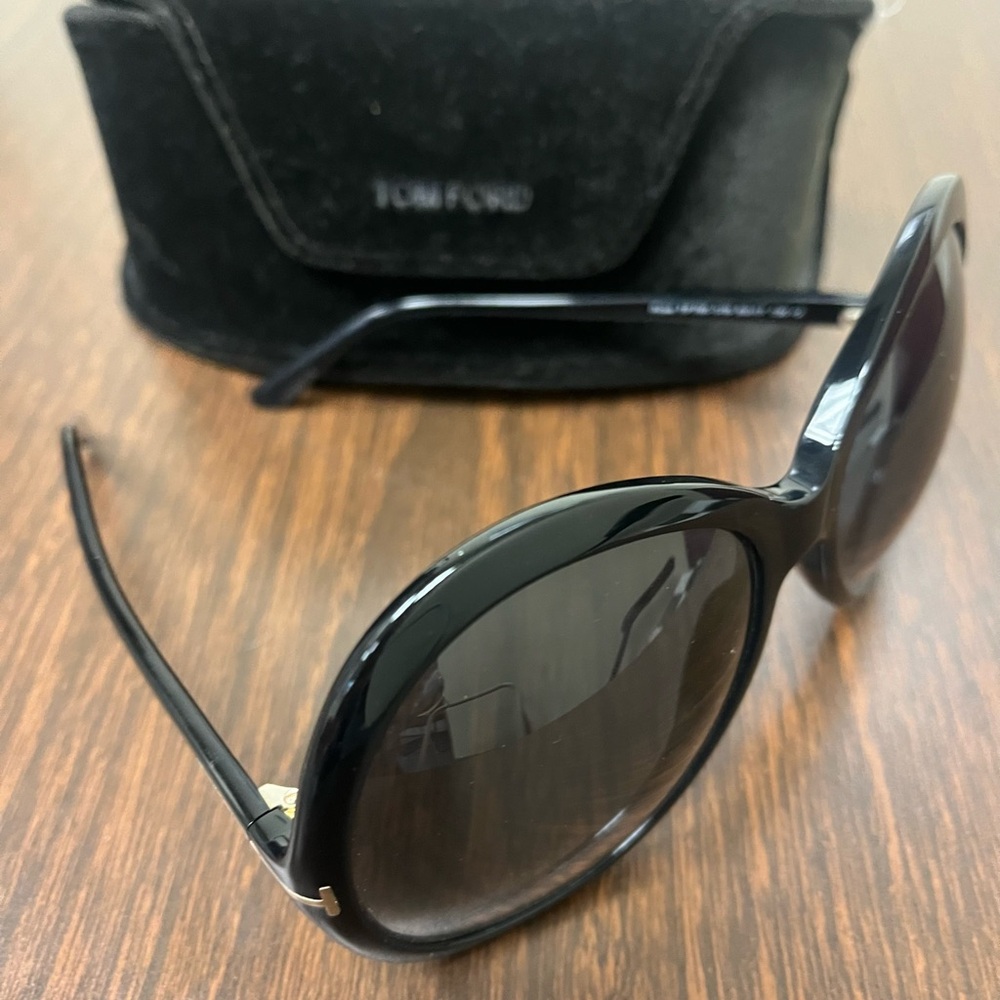Tom Ford FT765 01B Rose Women Sunglasses